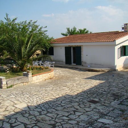 Dimora Del Sole Apartment Putignano Exterior photo